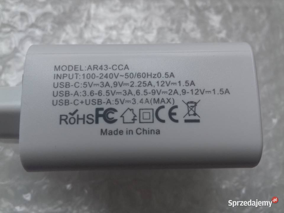Ładowarka QC30 PD30 USBC 5V 9V 12V biały kolor Ładowarki Bydgoszcz sprzedam