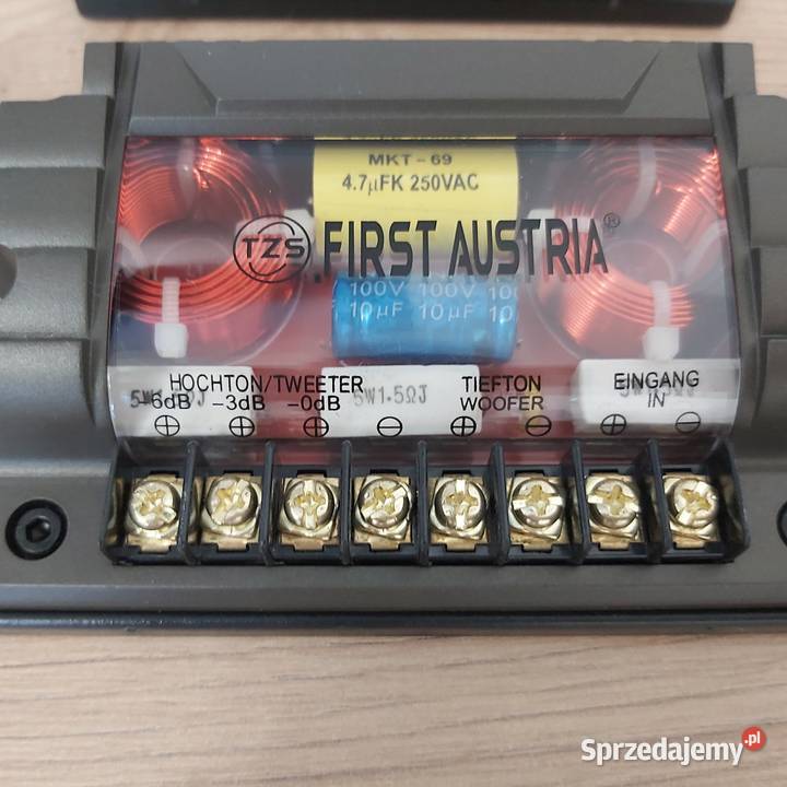 Nowe zwrotnice 2 drożne car audio first Austria kujawsko-pomorskie Bydgoszcz sprzedam