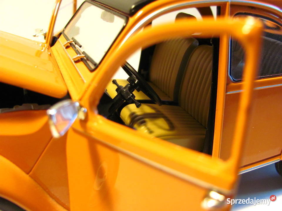 Samochód realistyczny model Citroen 2CV skala Łódź