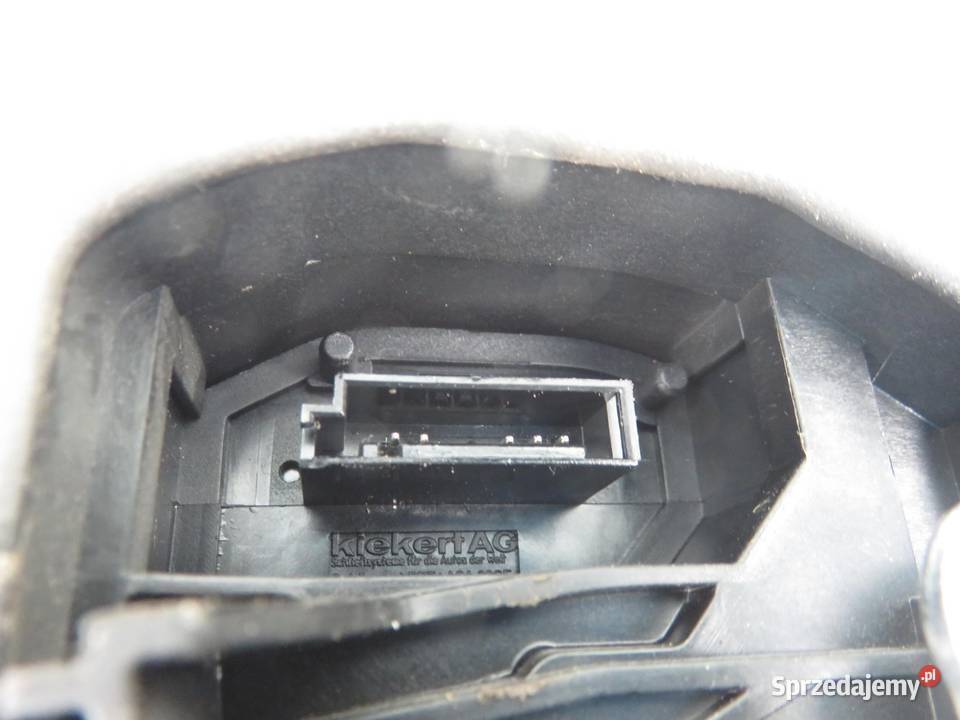 ZAMEK PRAWY TYLNY BMW 5 Touring E61 7202148 Zamki, wkładki i kluczyki