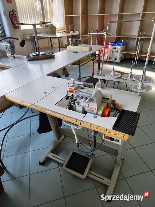 Sprzedam Owerlok 4nitkowy Siruba 747QD Używany