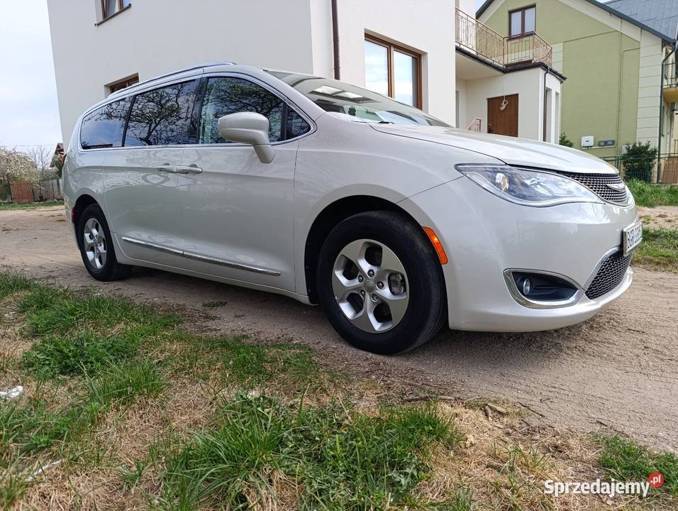 Chrysler Pacifica Touring L Plus 072017 Pierwszy 3605cm3 podlaskie Grajewo