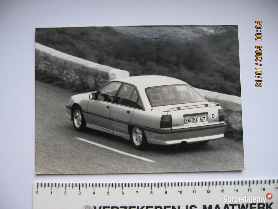 OPEL Omega 3000 stara fotografia GM PRL auto