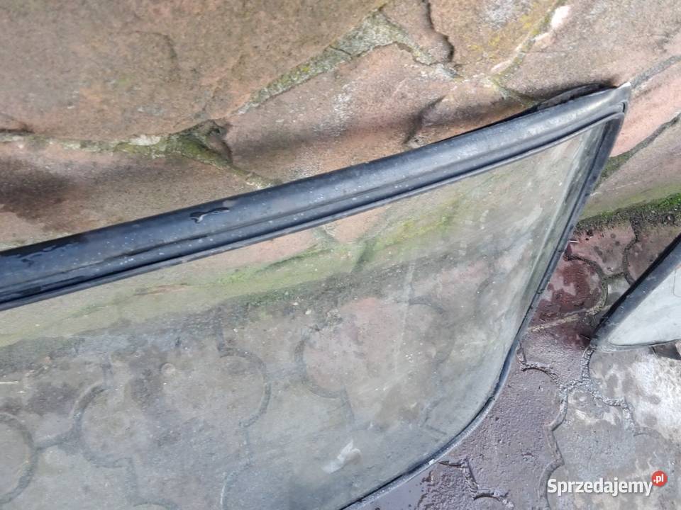 Fiat 125p szyby przednie tylne uszczelki osobowe Stalowa Wola sprzedam