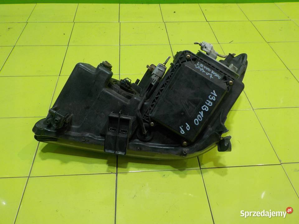 LEXUS RX300 II 30 B 04r XENON lampa prawa przod