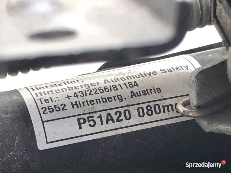 ZAMEK MASKI PRAWY BMW G30 SedanLimuzyna