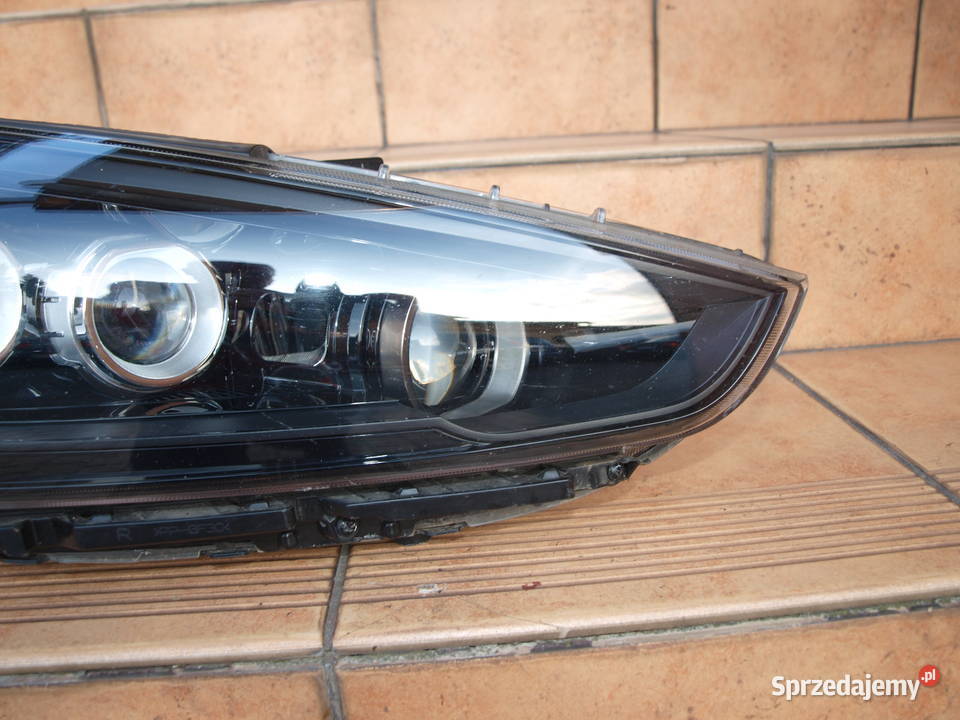 Hyundai i30 lampa prawa przód Full Led 10 Pinów