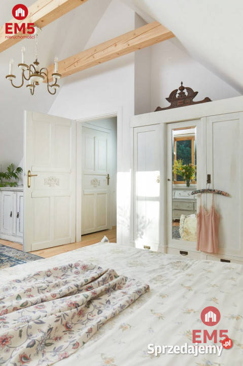 Dom wolnostojący sprzedam Serwy 174 metry