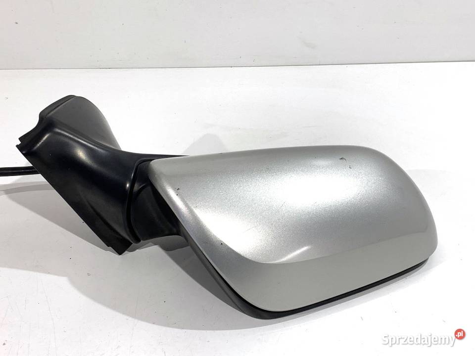 LUSTERKO PRAWY TOYOTA AURIS I Hatchback 0612 1C0