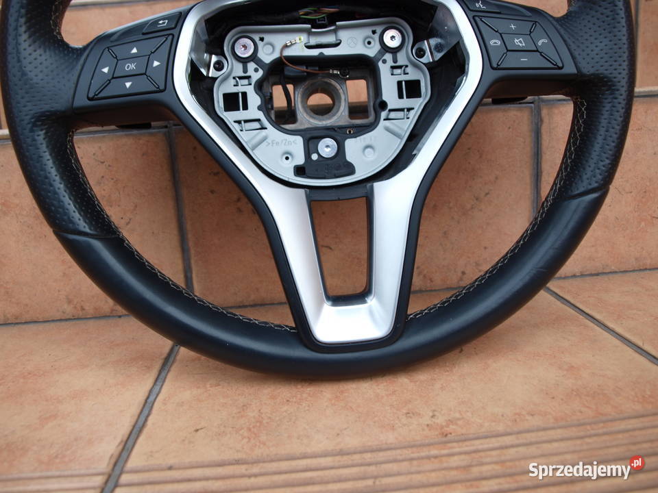 Mercedes C klasa W204 kierownica skóra łopatki Kalisz