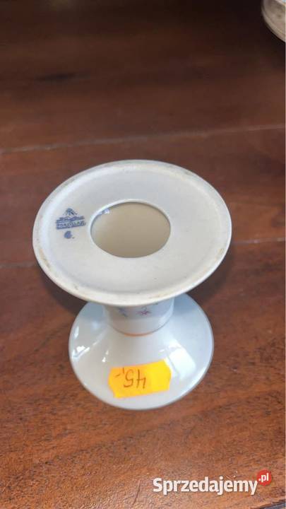 Świecznik na jedną świecę Kerafina Bavaria Ecru Porcelana i szkło