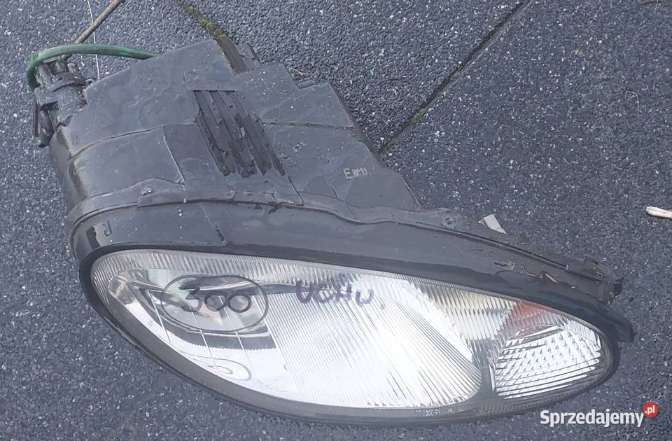 Mazda MX5 mx5 1998 1990 2001 lampa przednia osobowe Byków sprzedam