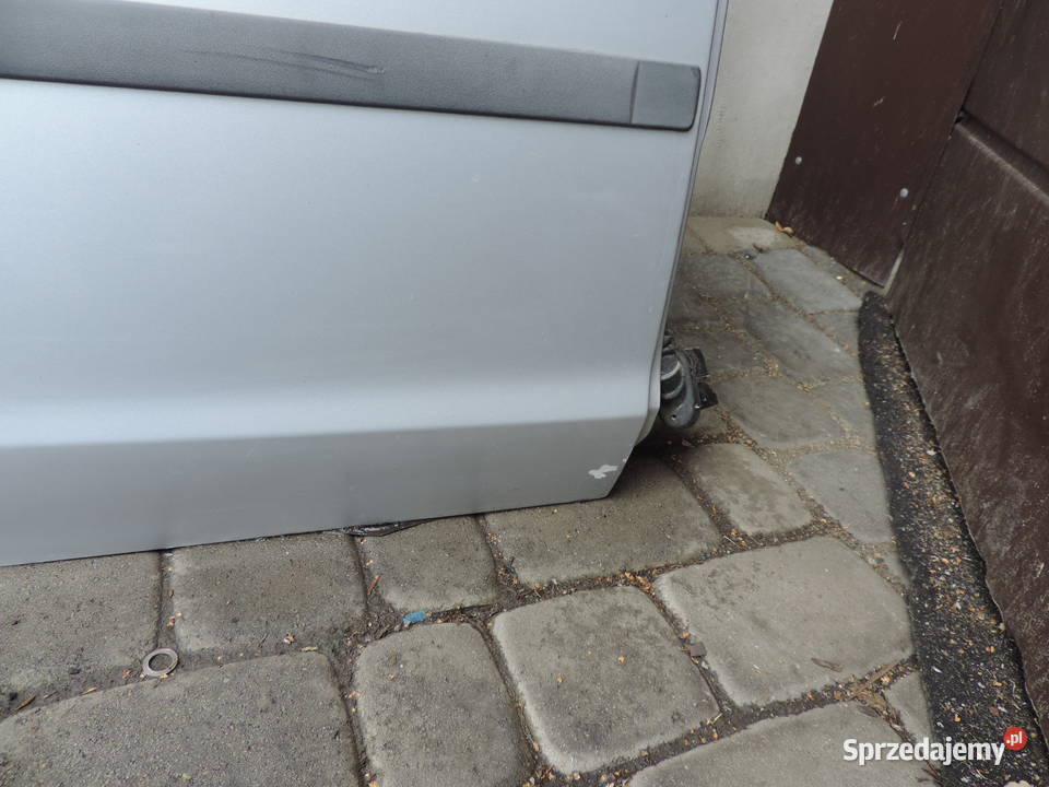 FORD FOCUS MK2 HB 5D DRZWI PRAWY TYŁ KOLOR O3 Nowy Sącz