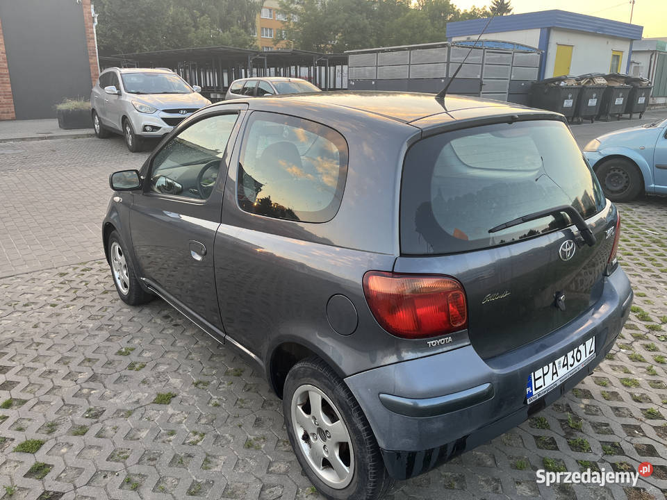 Toyota Yaris 13 benzyna 87 2005 polift oc pt maj Pabianice