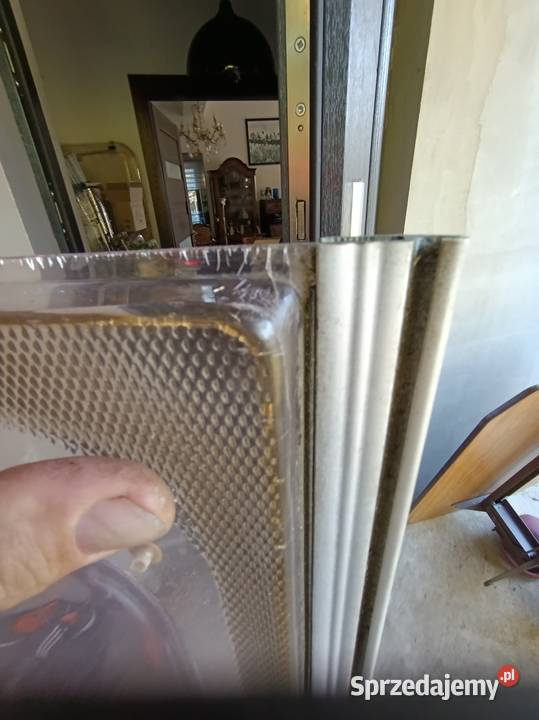 Szyba do przyczepy kempingowej 15067