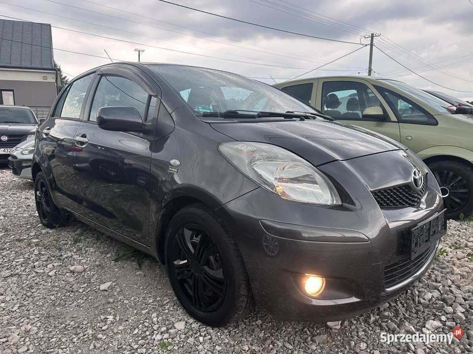 Toyota Yaris 2010 6 Biegów Hatchback Ładna
