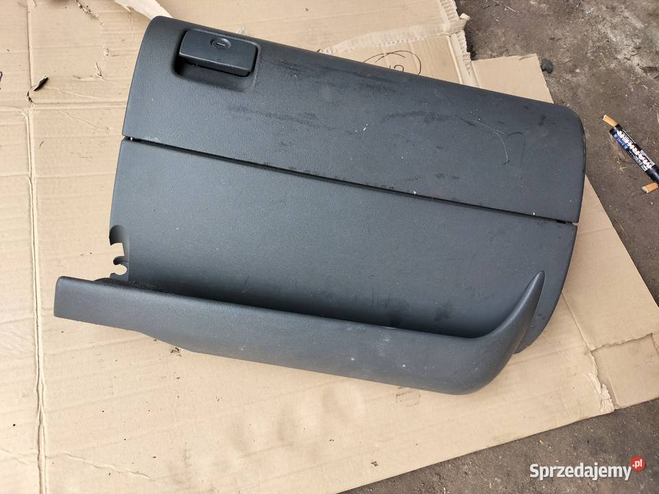 AUDI A38L A3 8L 4D 5D SCHOWEK PASAŻERA osobowe sprzedam