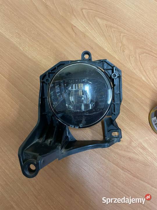 Światło przeciwmgielne ford mustang GT halogeny