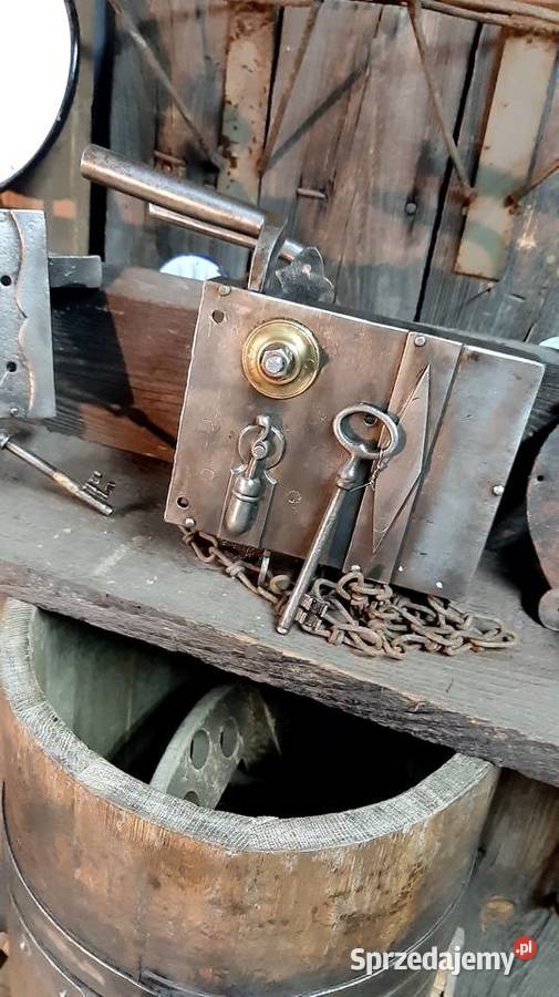 Zabytkowa zamek puszkowy Sosnowiec