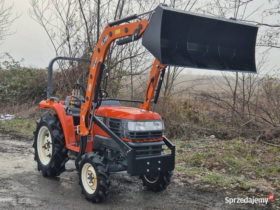 Traktorek KUBOTA GT21D 21 44 Wspomaganie Małuszyn