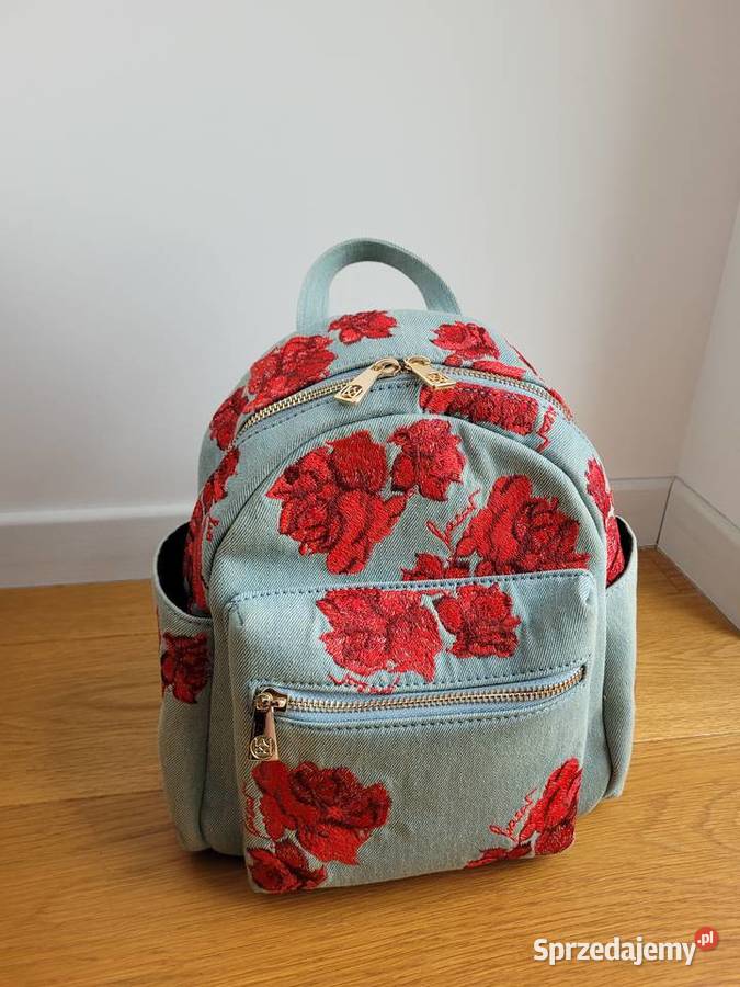 Niebeski plecak w czerwone kwiaty Kazar małopolskie Liszki