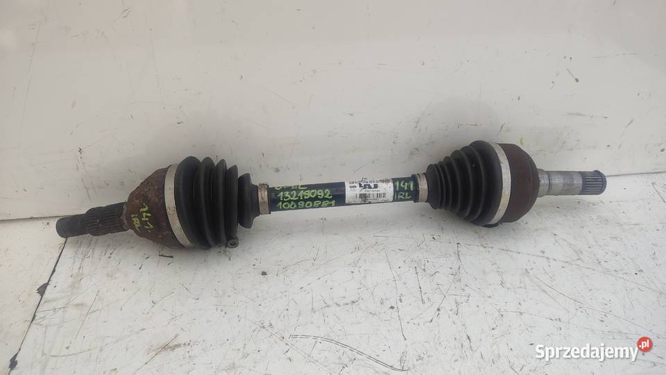 141OPEL INSIGNIA A 20 CDTI 160 PÓŁOŚKA PRZEGUB Włoszczowa