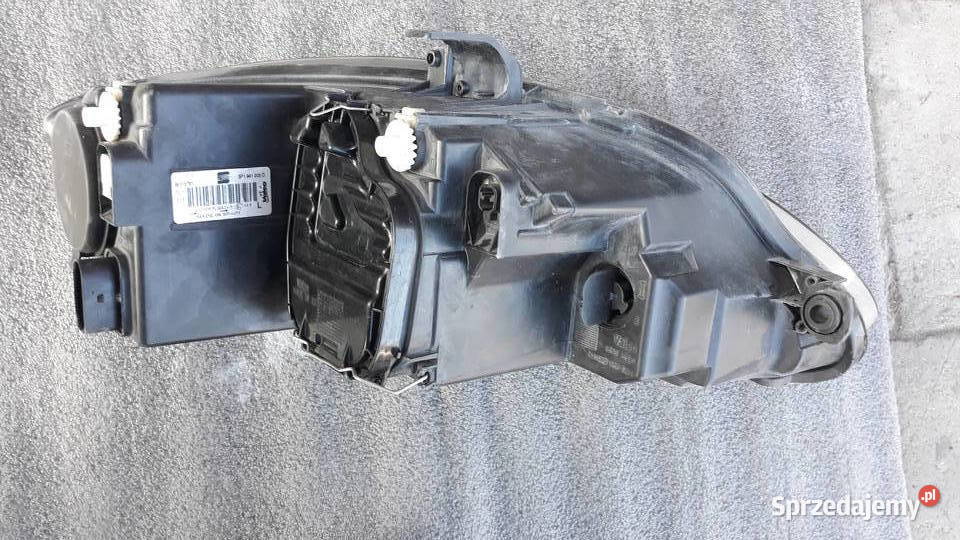 Seat Altea przednia lewa lampa osobowe Bukownica