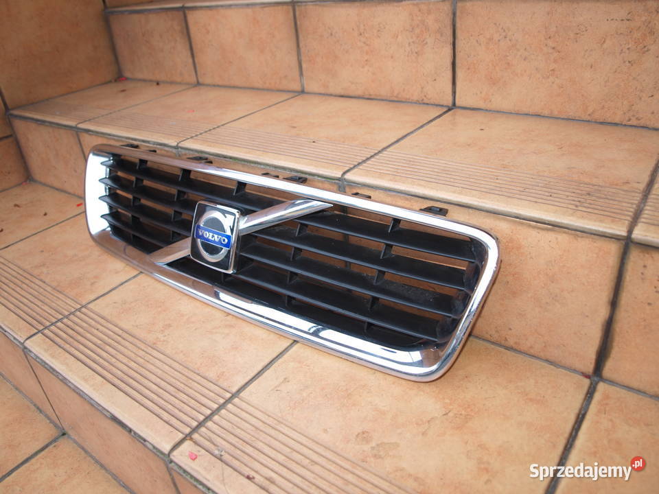 Volvo C30 grill chrom atrapa przód 2006 2010r osobowe Kalisz