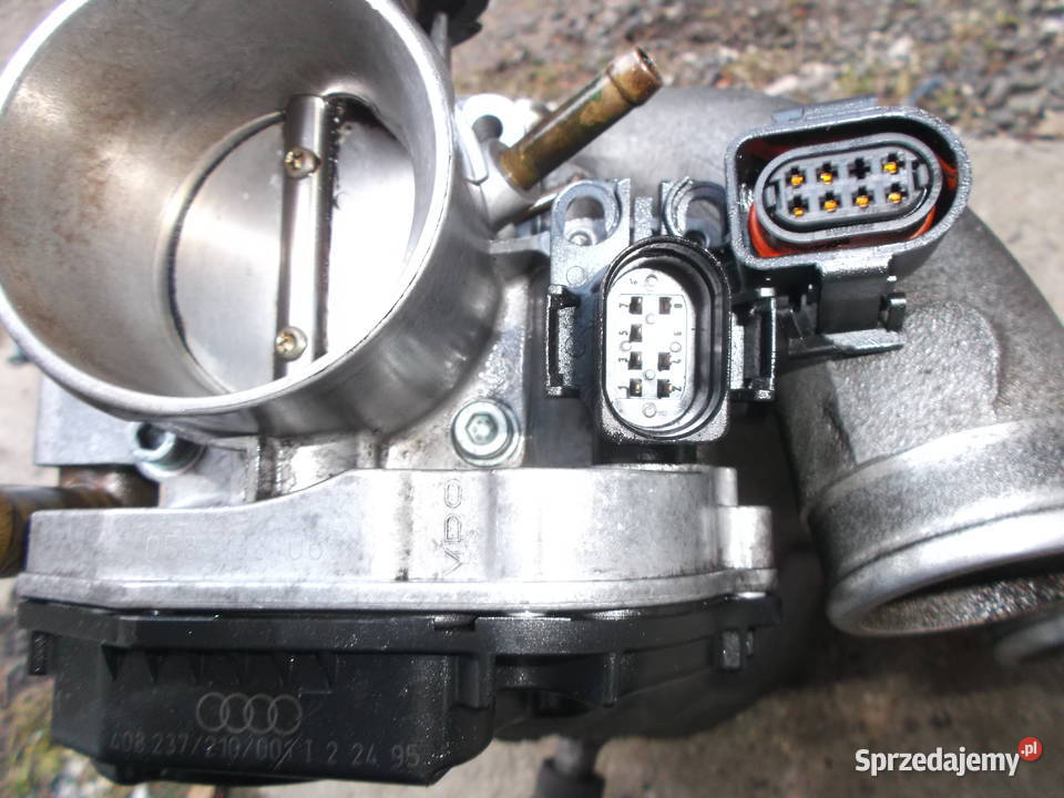 AUDI A4 B5 2000 ccm BENZYNA KOLEKTOR SSĄCY Świerzawa