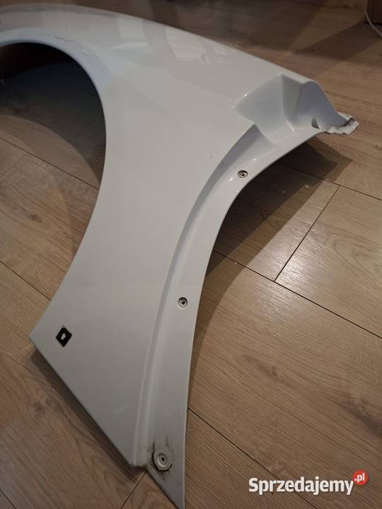 Błotnik prawy Corvette C6 osobowe Błotniki Plewiska