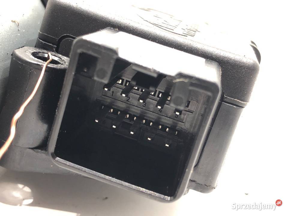 SILNICZEK SZYBERDACHU LAND ROVER FREELANDER II