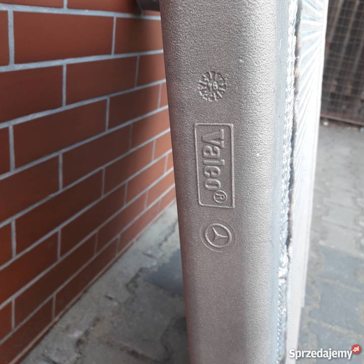 chłodnica powietrza Mercedes intercooler 2538 Układ chłodzenia Kłobuck