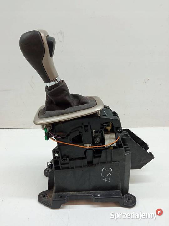 LEWAREK SKRZYNI BIEGÓW WYBIERAK AUTOMAT 32 B KL Pozostałe świętokrzyskie