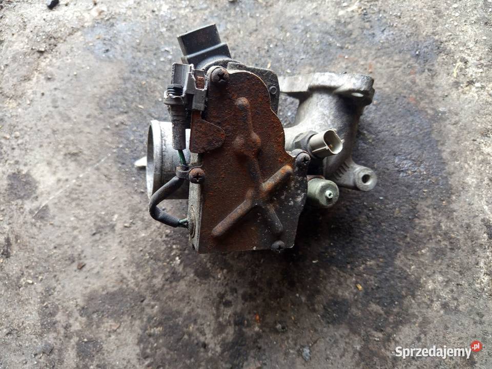 Przepustnica do Toyota 20 D4D osobowe Przepustnice Łask