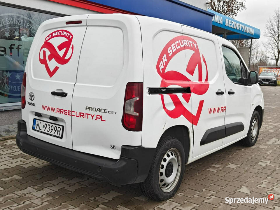 Toyota Proace City komputer pokładowy