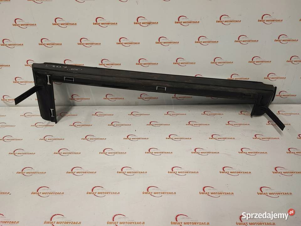 DOBLO II COMBO D LIFT 16r obudowa chłodnicy Kielce