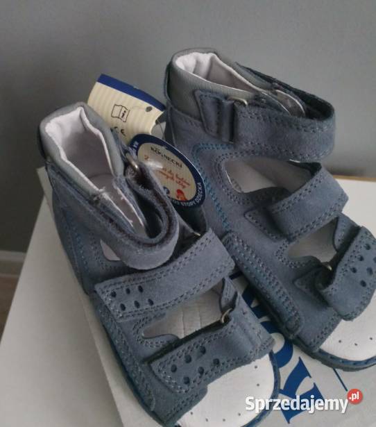 Trzewiki rozmiar 22 70 Trzewiki i półbuty sprzedam