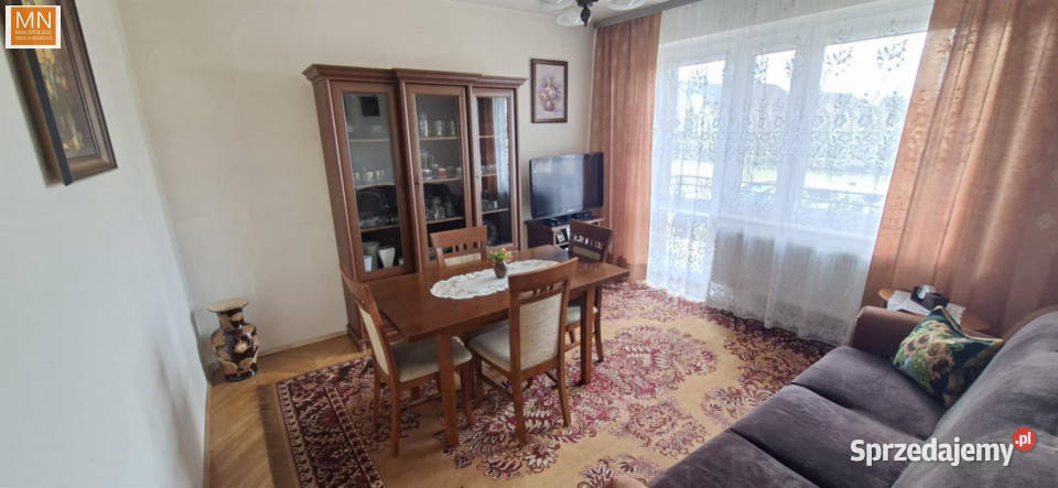 Dom wolnostojący Kazimierza Wielka Miodowa 185 drewniane świętokrzyskie