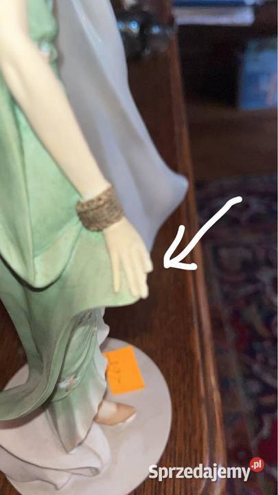 Faye Figurka The Royal Doulton Dama w zielonej