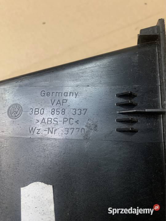 Schowek półka 3B0858337 vw passat b5 FL Wyposażenie wnętrza Szczecin sprzedam