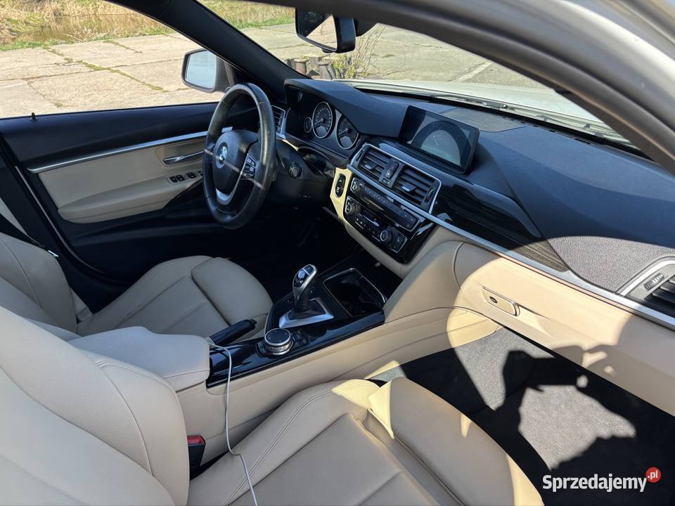 2016 BMW F30 330i xDrive mazowieckie Prażmów