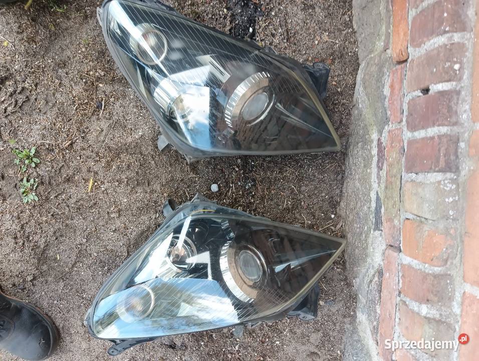 Lampy Astra H GTC xenon skrętny kompletne wielkopolskie Poniec sprzedam