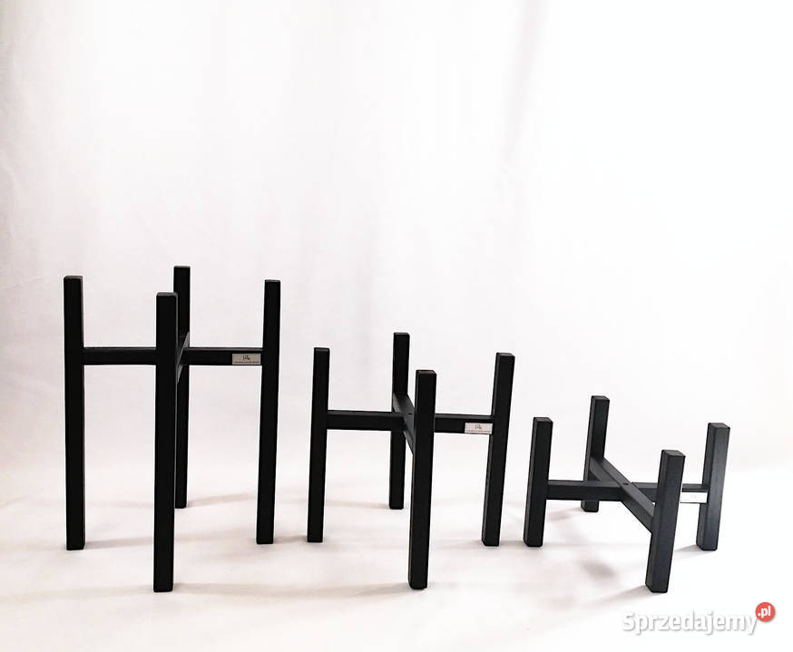 Nowoczesny kwietnik pod doniczkę czarny