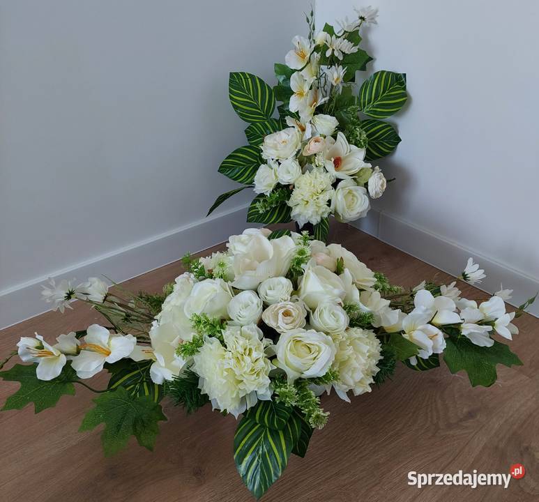 Wiązanka kompozycja stroik grób cmentarz mazowieckie Książenice