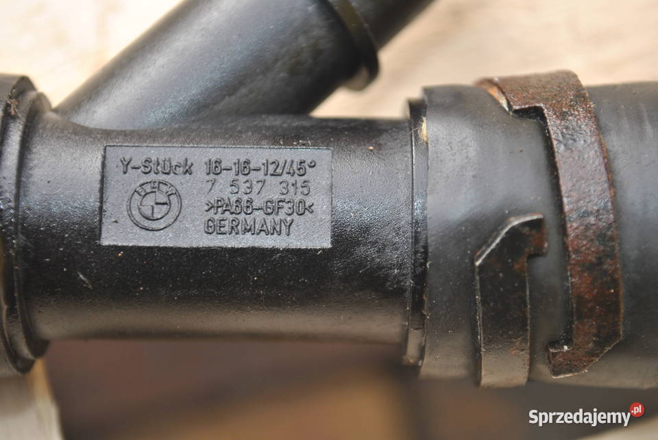 Wąż wymiennika ciepła skrzyni i silnika BMW E90 Poręba