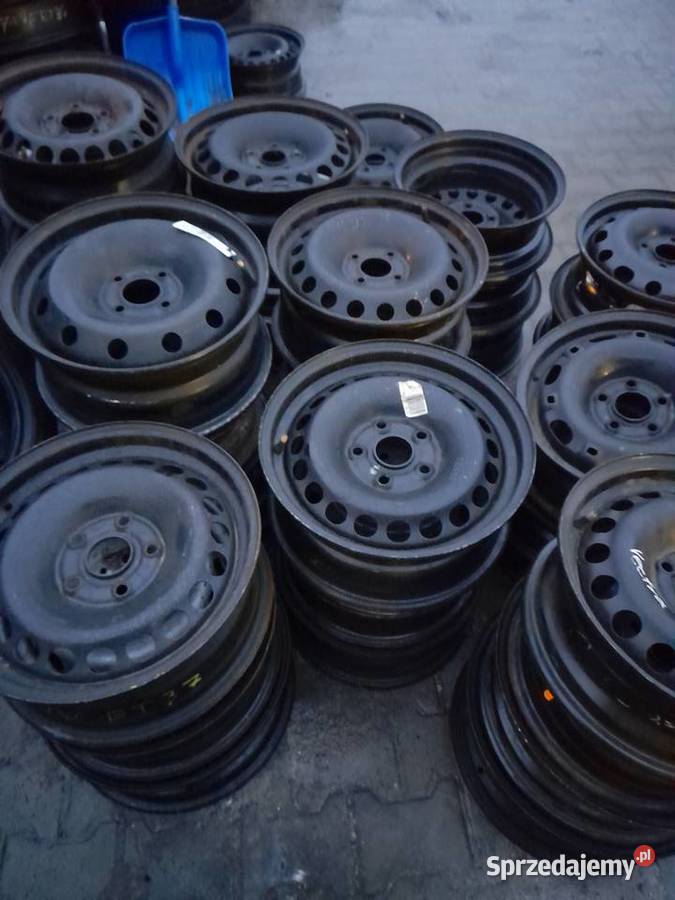 Felgi stalowe strukturalne zwykle I aluminiowe Sobienie-Jeziory sprzedam