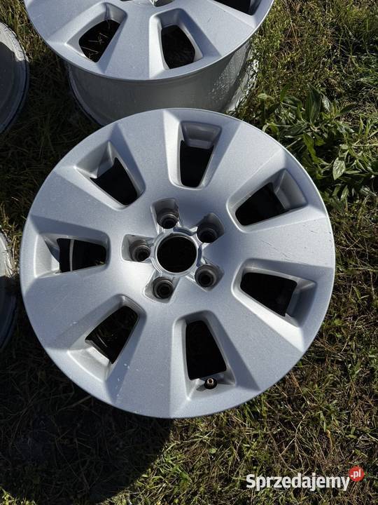 Felgi Felga Alu Aluminiowe Audi 16 75JX16 ET48 Samochodowe Kłobuck sprzedam