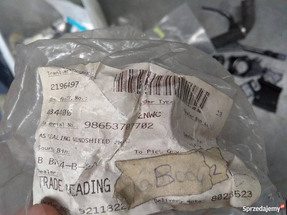PORSCHE 986 uszczelka szyby przód Pilzno