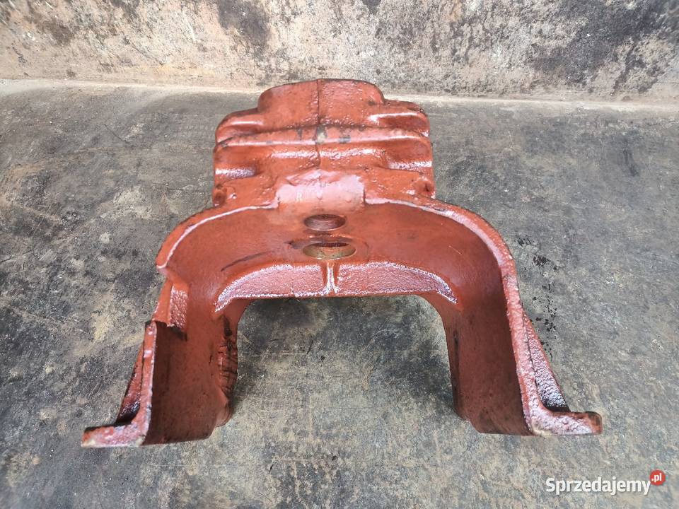 Wspornik osi Ursus C 328 Zaskale sprzedam