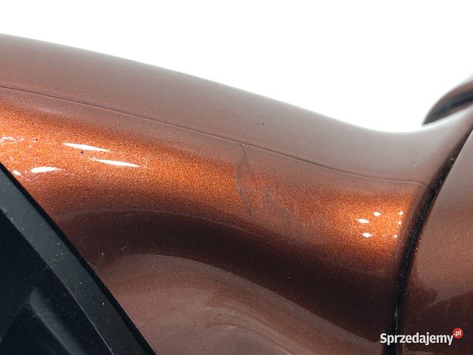 LUSTERKO PRAWY SUZUKI SCROSS Crossover